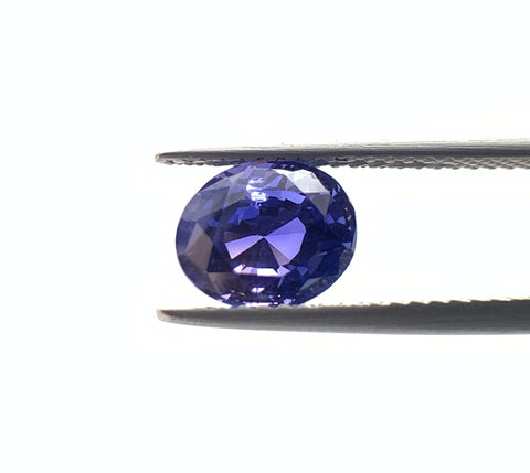 Natural Violet Sapphire 2.75 cts, Oval shaped for sale!