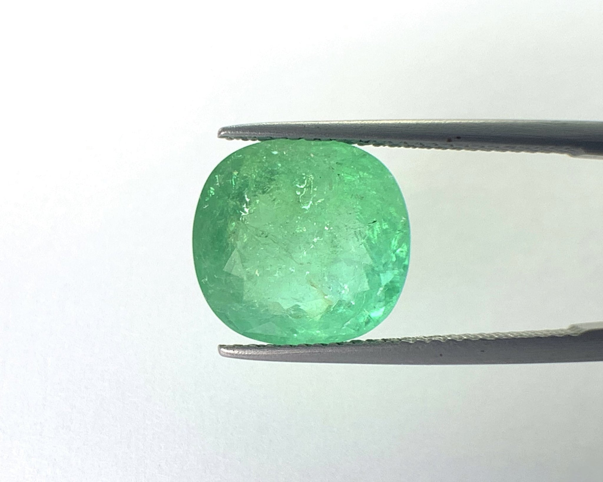 Natural Paraiba Tourmaline 6.16 CTS, Green Shade with excellent cutting and luster for sale!